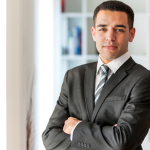 Fernando Bruno Crestani destaca que a inteligência emocional é fundamental para criar confiança e conduzir negociações imobiliárias com mais empatia.