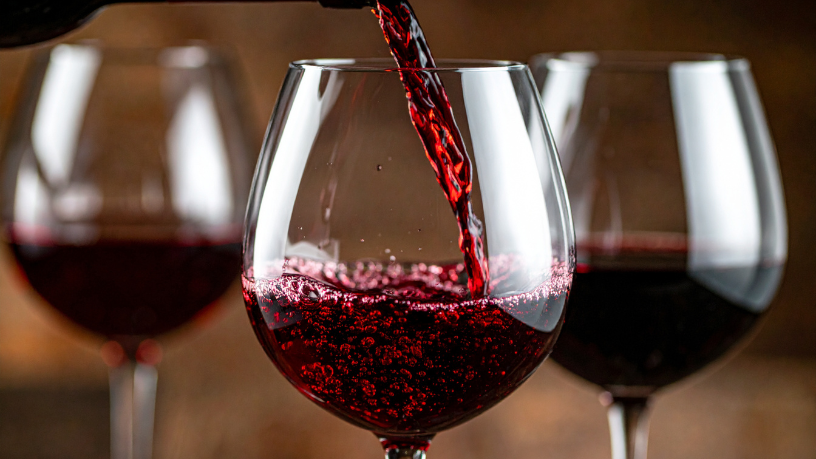 Safra de vinhos em análise: por que o monitoramento laboratorial define a qualidade da produção