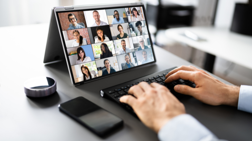 Trabalho híbrido e mercado de segunda residência avaliados por Alex Nabuco dos Santos.