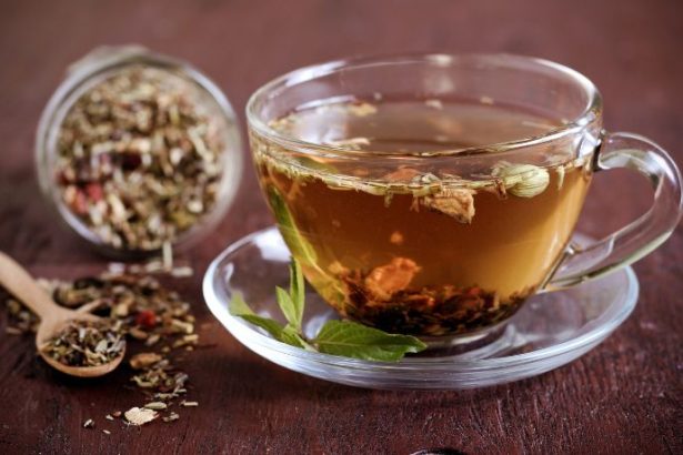 Chás fortes e queijos: como harmonizar sabores intensos com equilíbrio e sofisticação