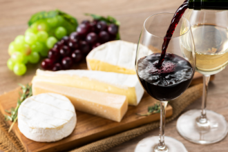 ExpoQueijo Brasil 2026: por que o maior concurso de queijos das Américas interessa também aos amantes de vinho?
